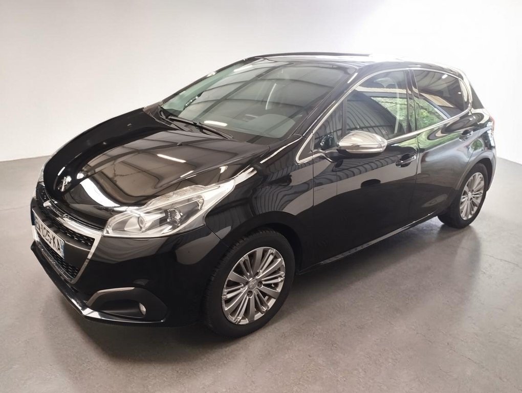 Peugeot 208 - Photo 6