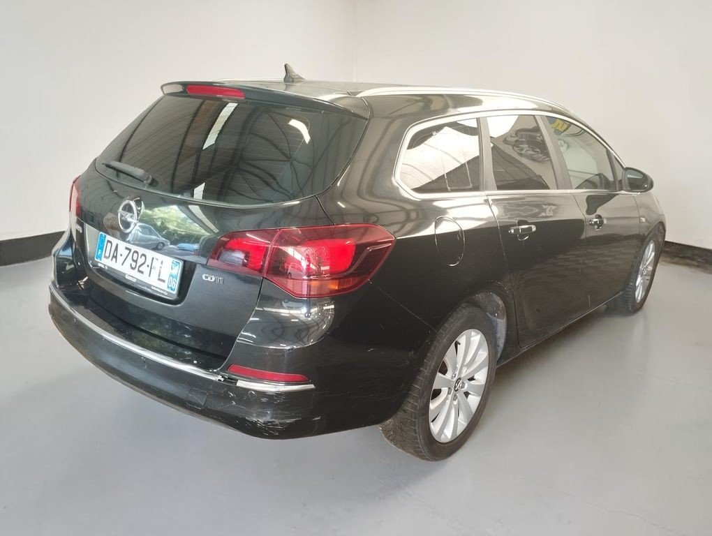 Opel Astra - Photo 2
