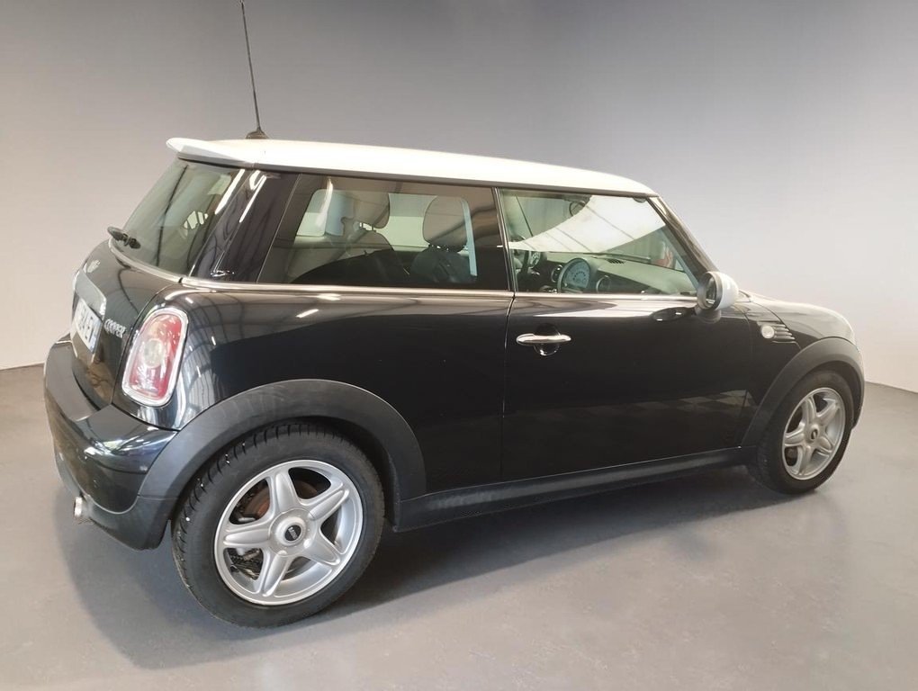 Mini Cooper - Photo 7