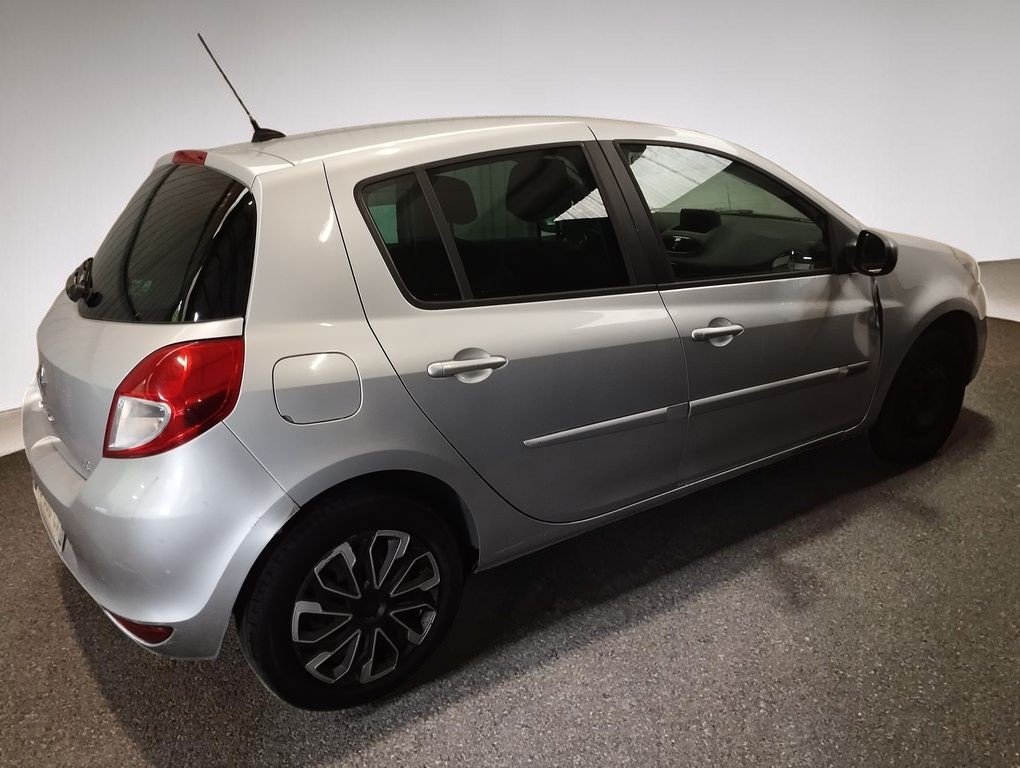 Renault Clio - Photo 7