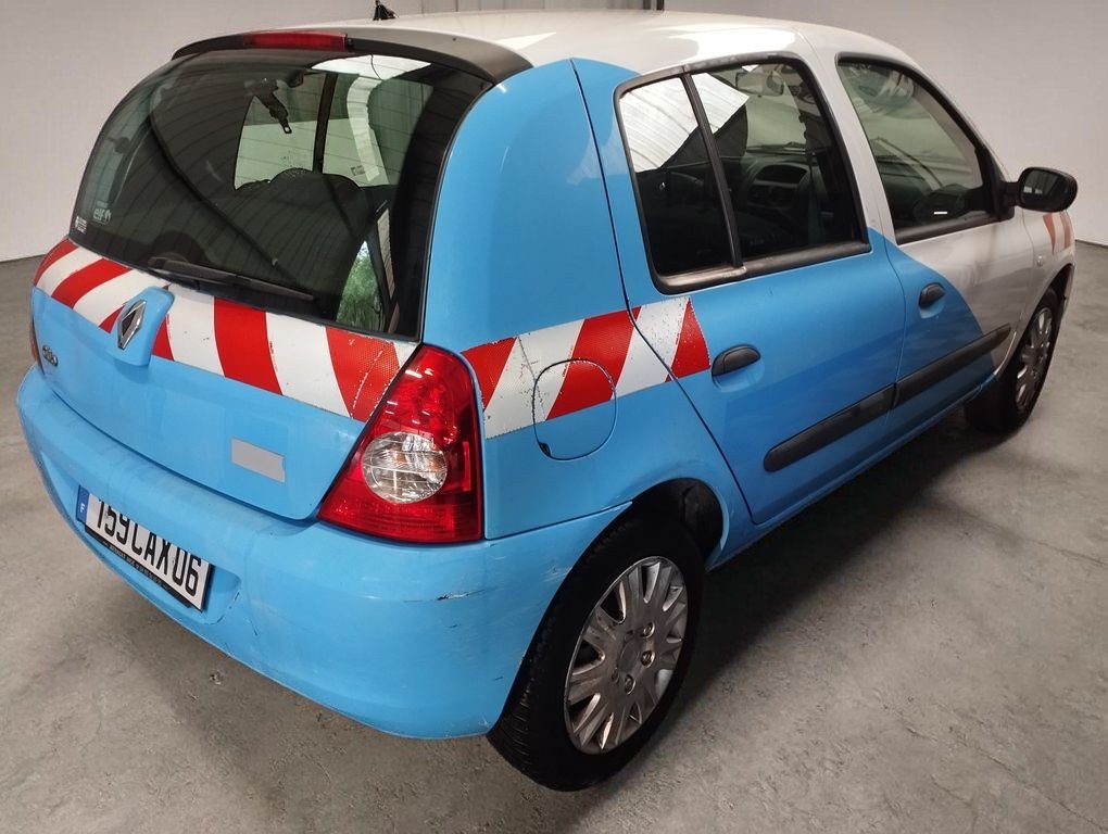 Renault Clio - Photo 2