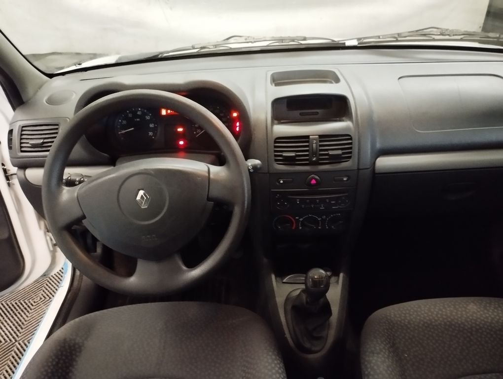 Renault Clio - Photo 3
