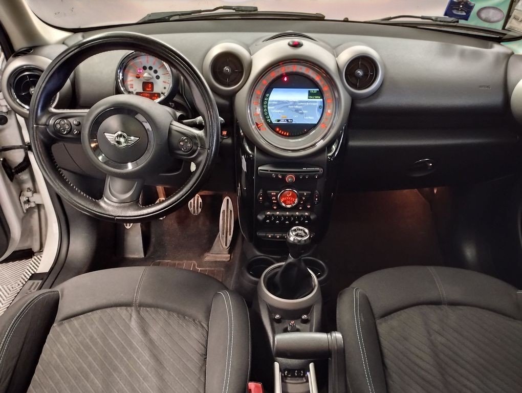 Mini Countryman - Photo 3