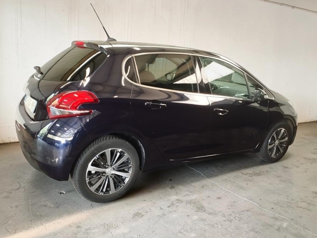 Peugeot 208 - Photo 7
