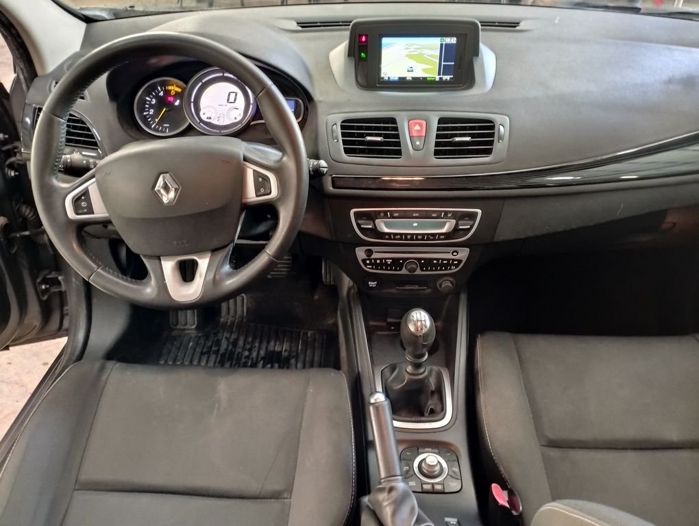Renault Mégane - Photo 3