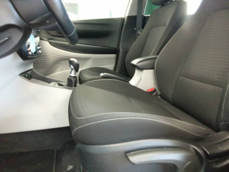 Hyundai i20 - Photo 22