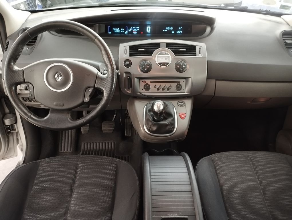 Renault Scénic - Photo 3