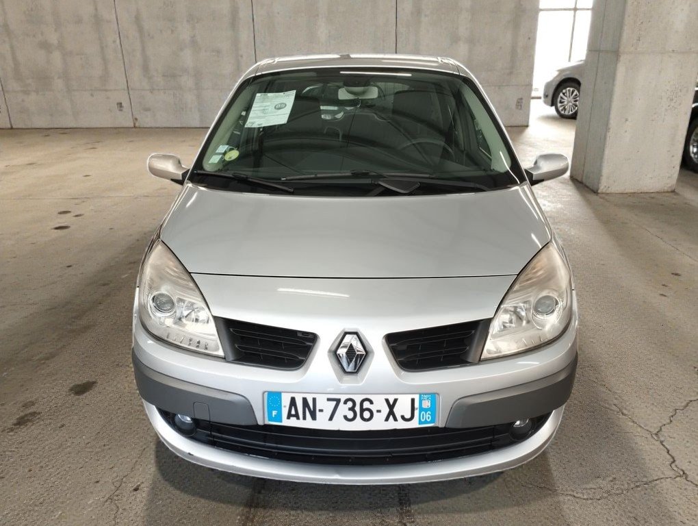 Renault Scénic - Photo 4