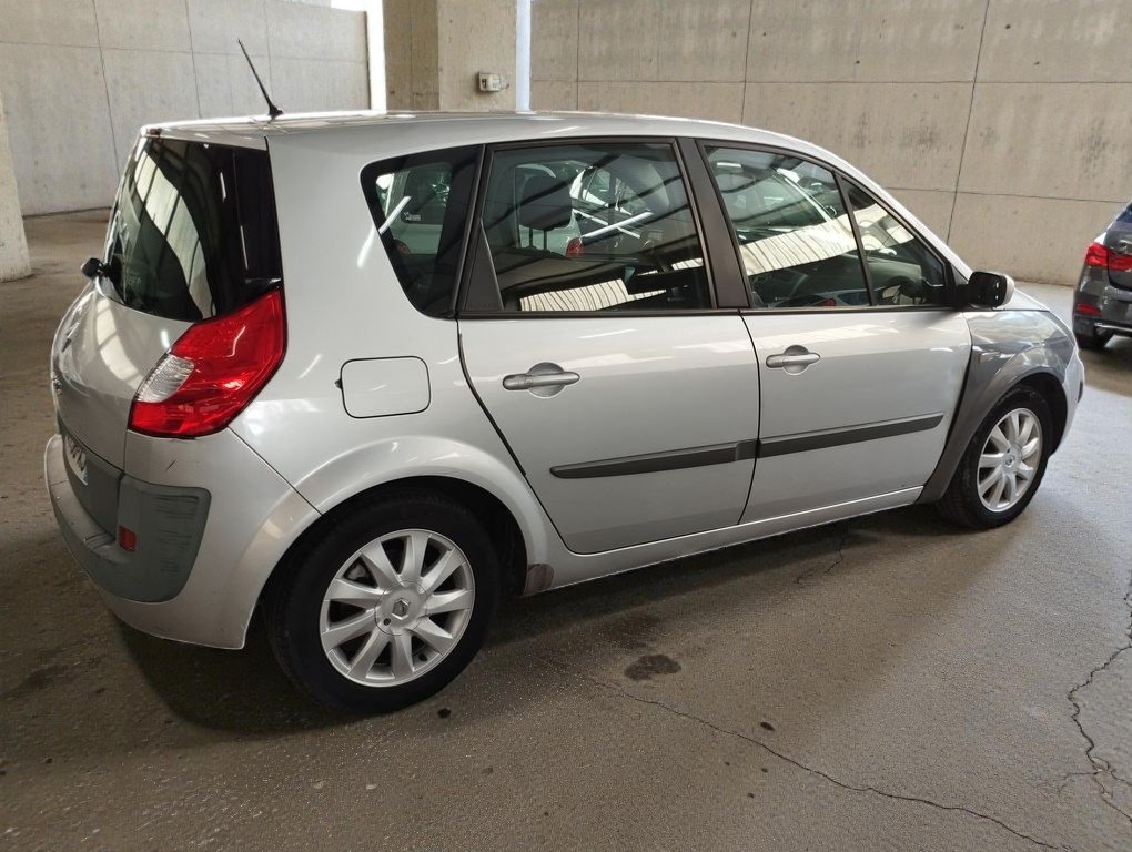 Renault Scénic - Photo 7