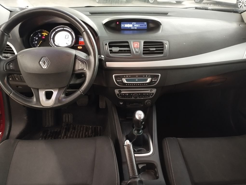Renault Mégane - Photo 3