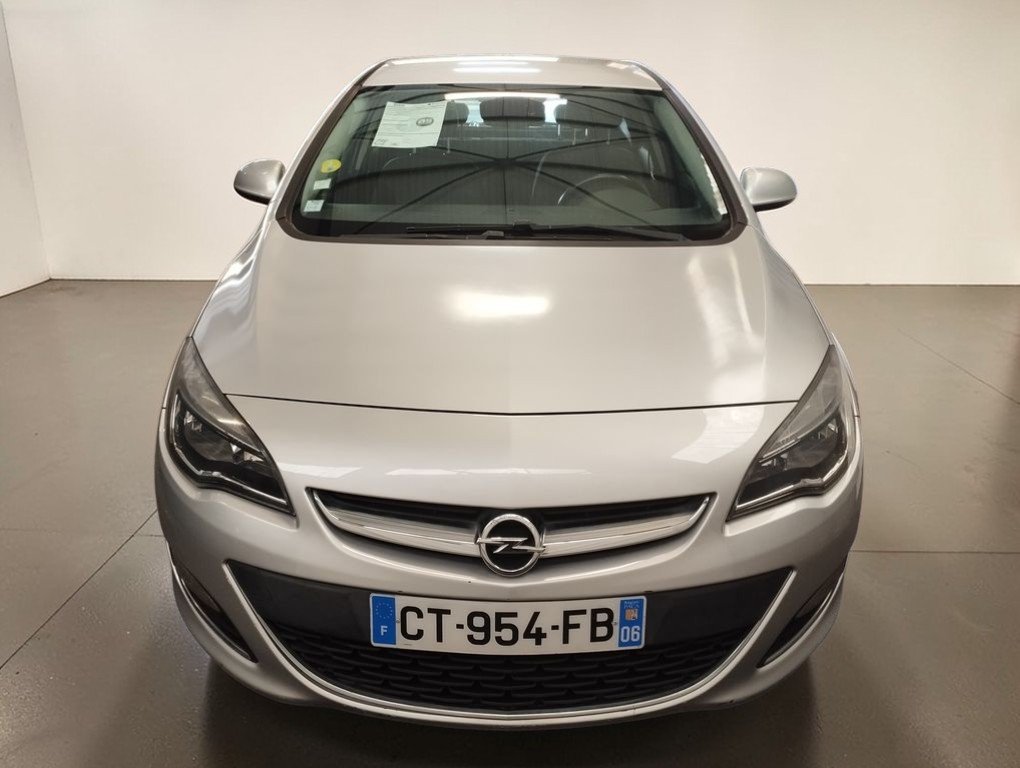 Opel Astra - Photo 4