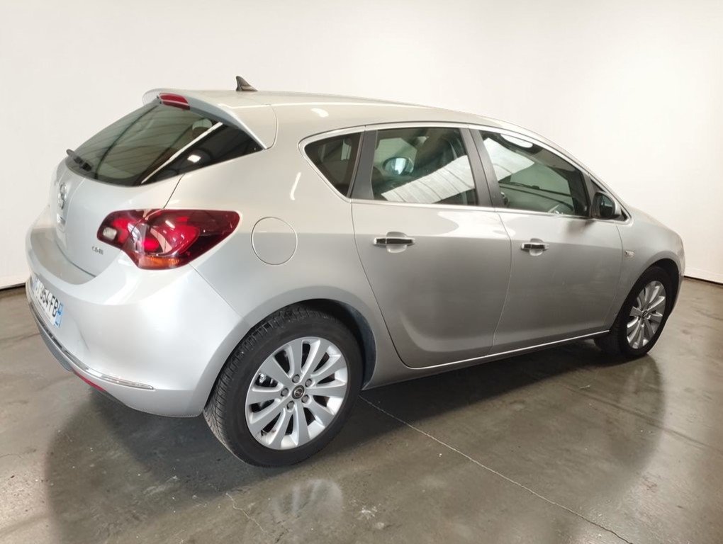 Opel Astra - Photo 7