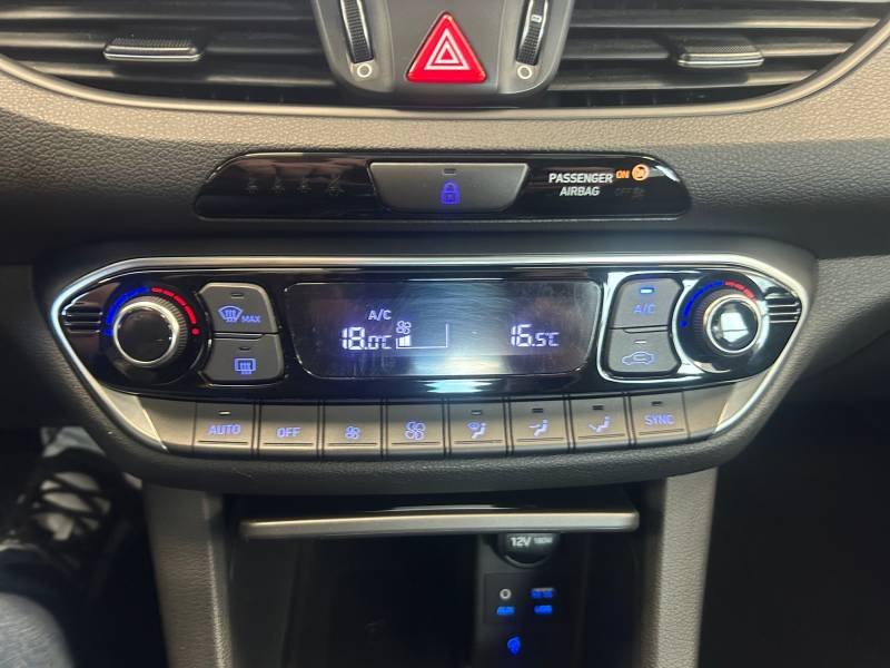 Hyundai i30 - Photo 26