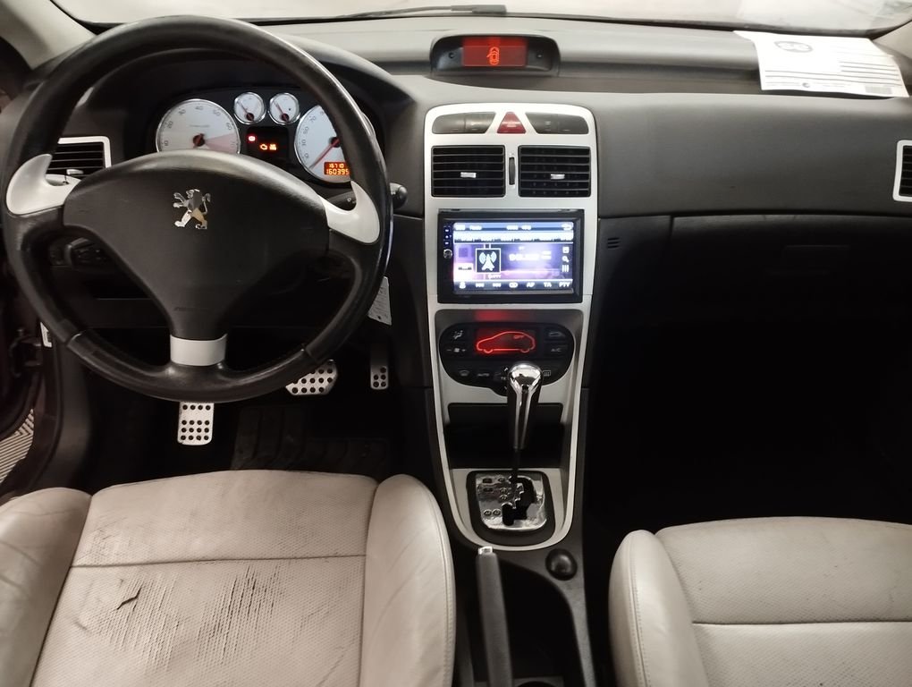 Peugeot 307 CC - Photo 3