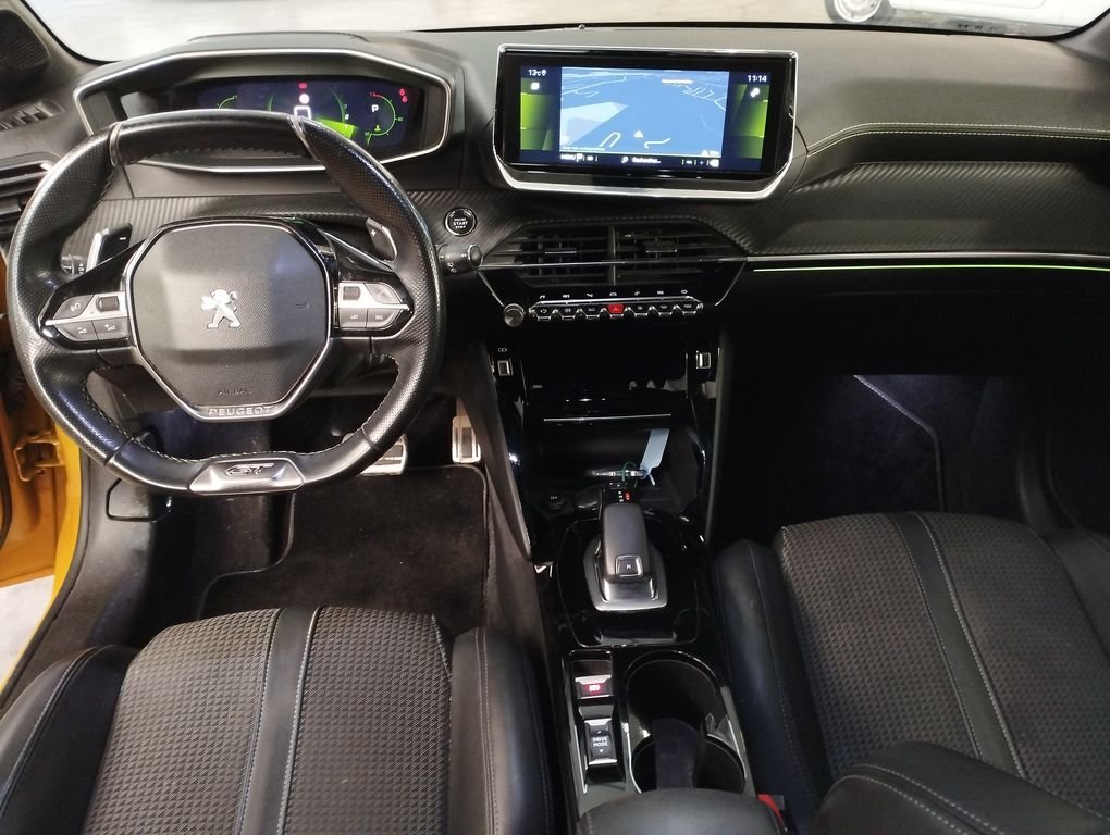 Peugeot 208 - Photo 3