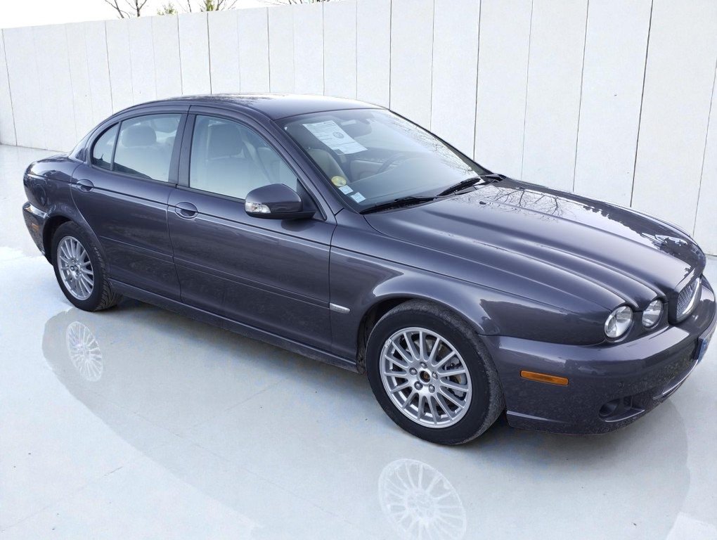 Jaguar X-Type - Photo 2