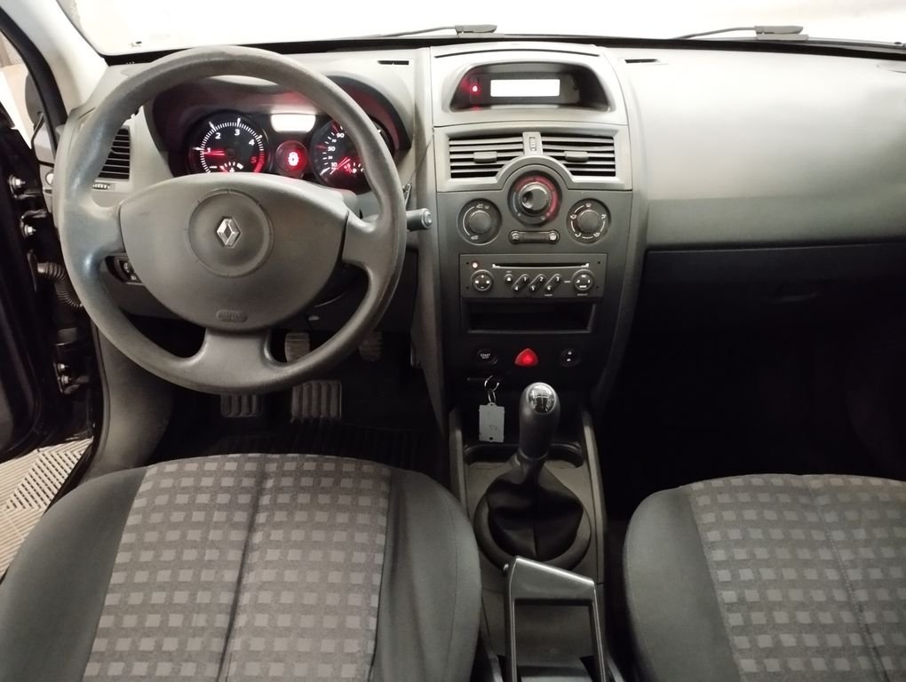 Renault Mégane - Photo 3