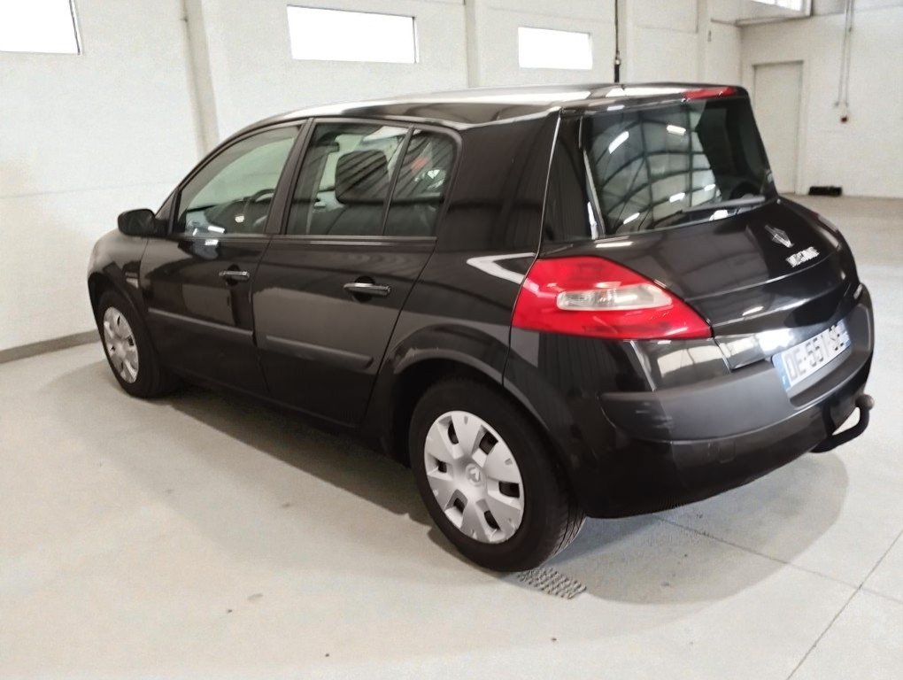 Renault Mégane - Photo 6