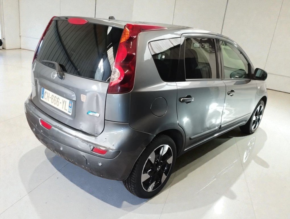 Nissan Note - Photo 2