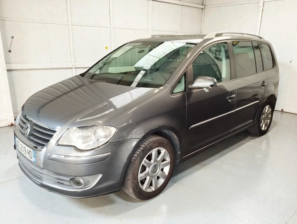 Volkswagen Touran - Photo 6