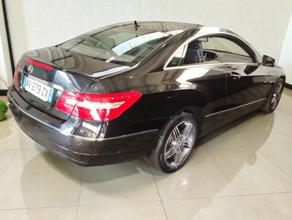 Mercedes classe e coupe - Photo 2