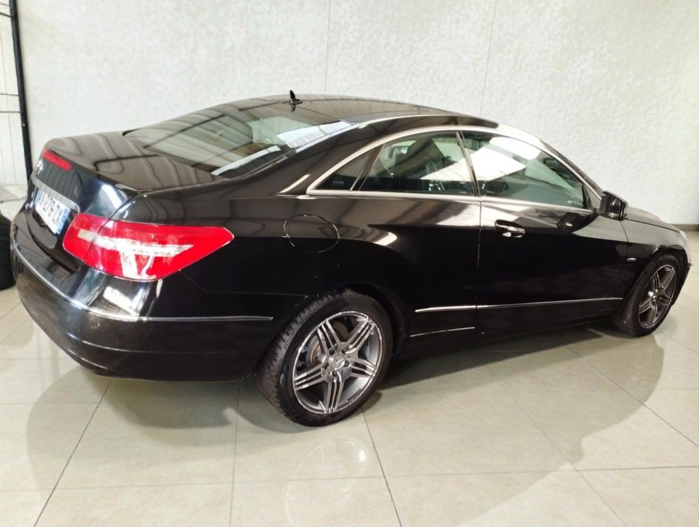 Mercedes classe e coupe - Photo 7
