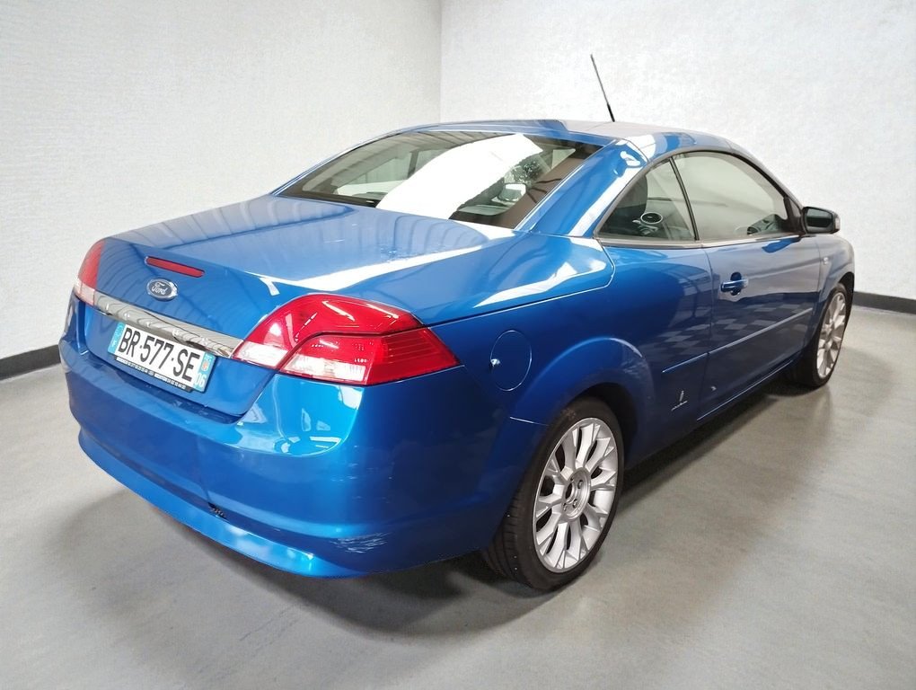 Ford Focus - Photo 2
