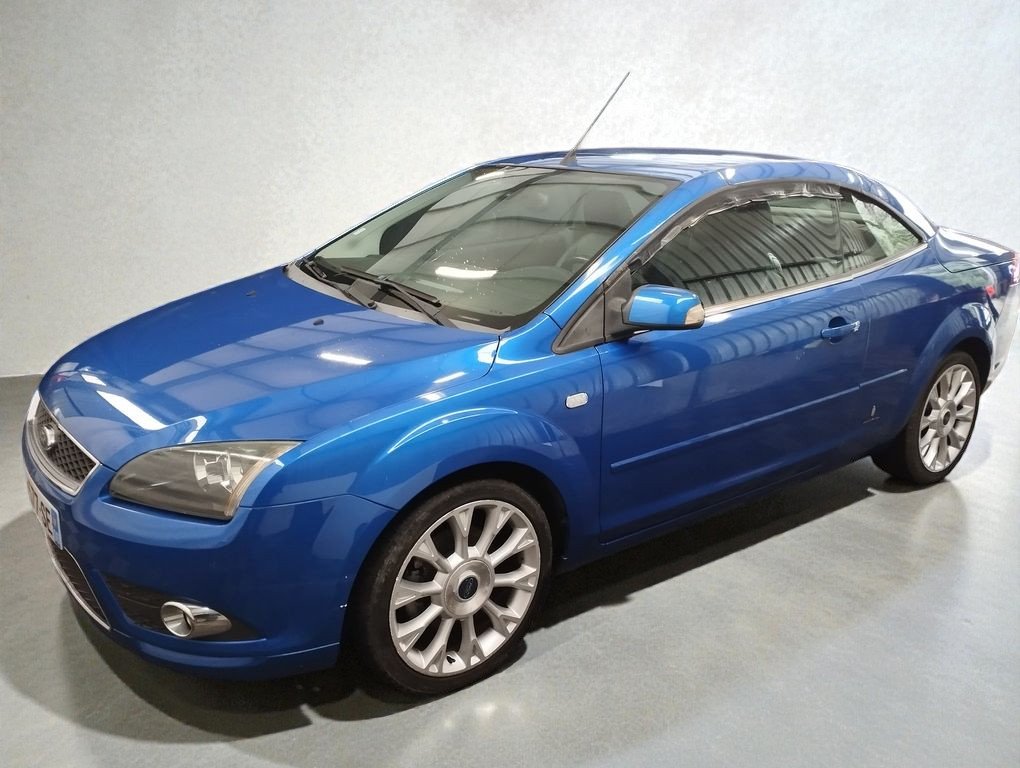 Ford Focus - Photo 6