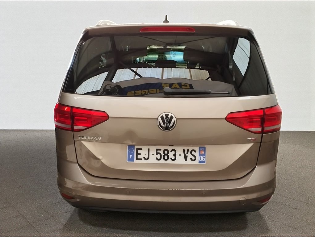 Volkswagen Touran - Photo 5