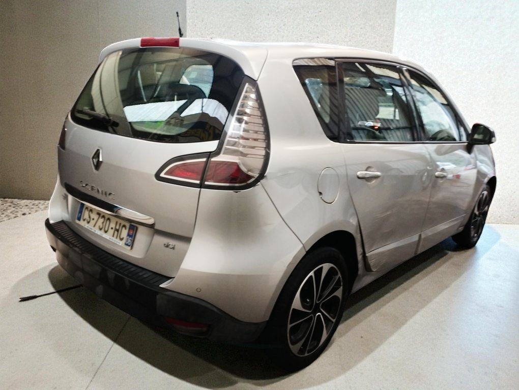Renault Scénic - Photo 2