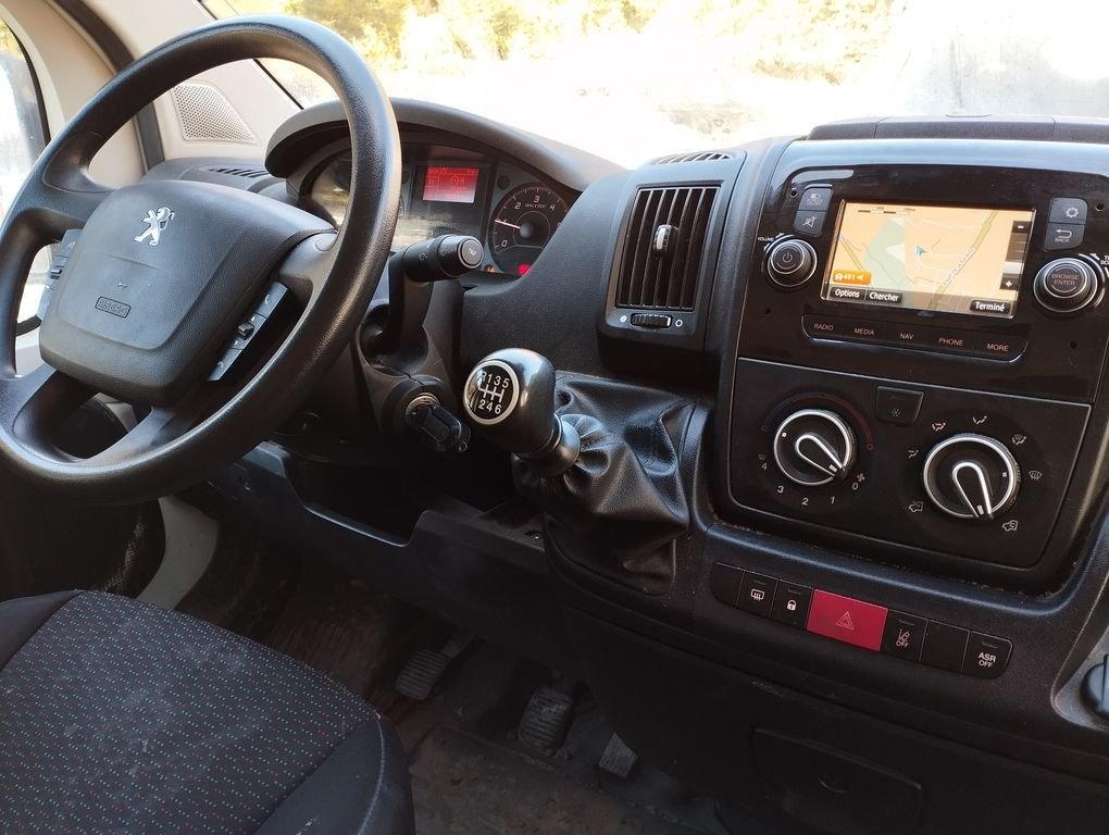 Peugeot Boxer - Photo 3