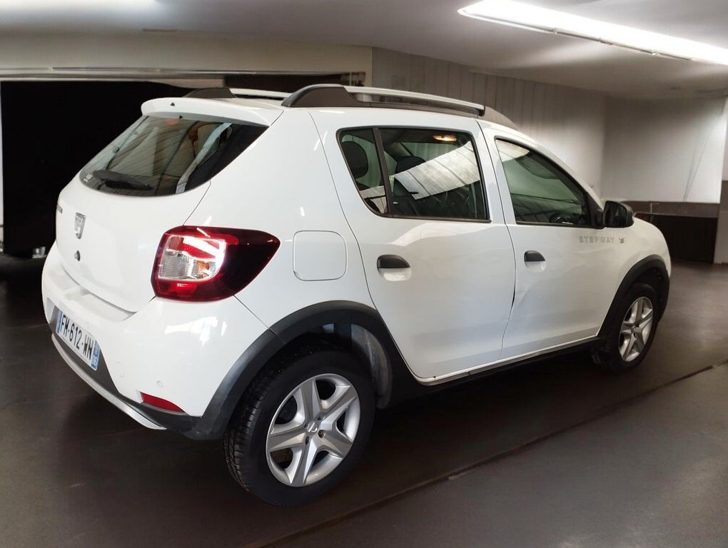 Dacia Sandero - Photo 2
