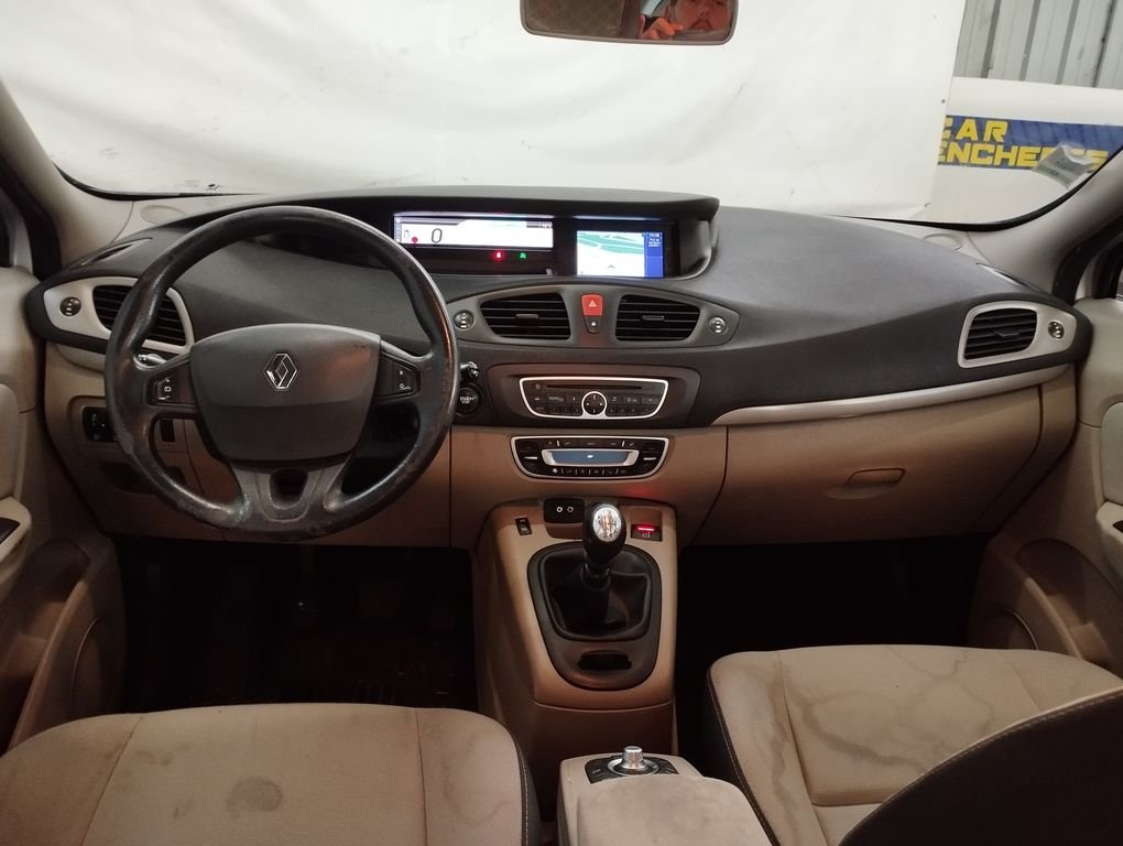Renault Scénic - Photo 3