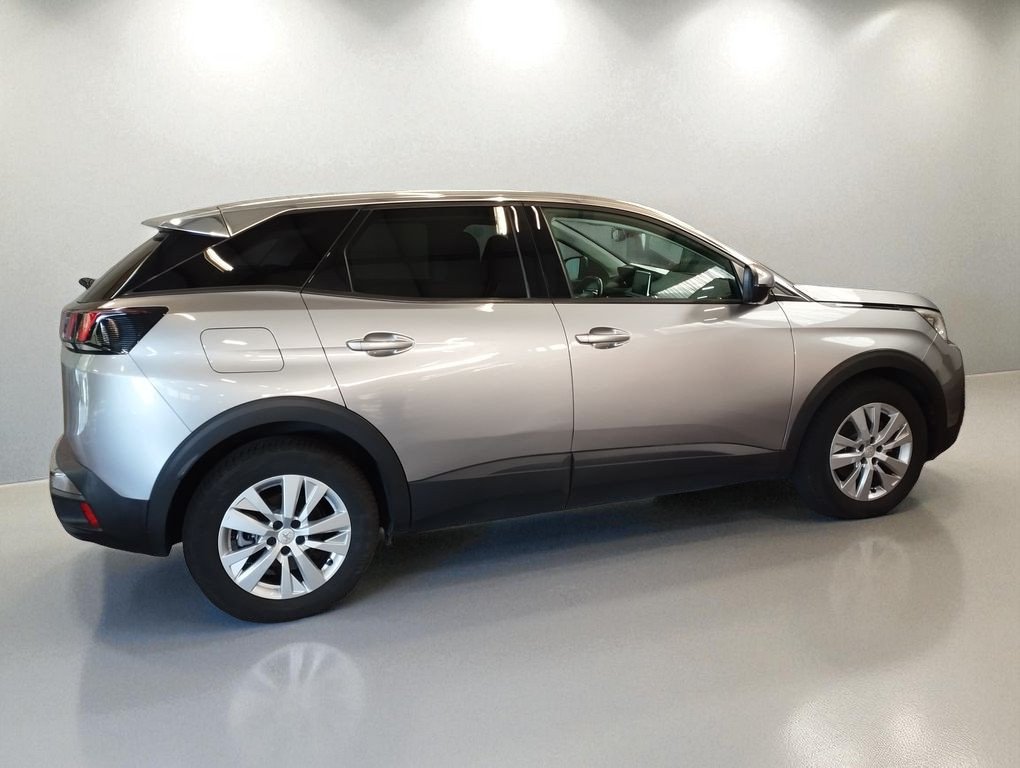 Peugeot 3008 - Photo 2