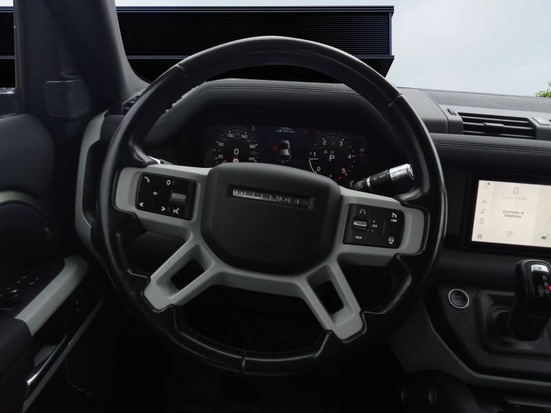 Land Rover Defender - Photo 13