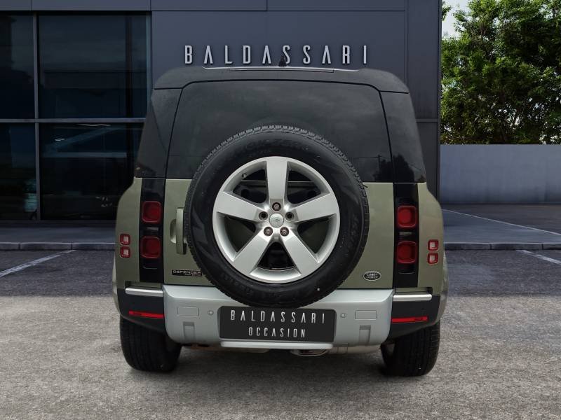 Land Rover Defender - Photo 6