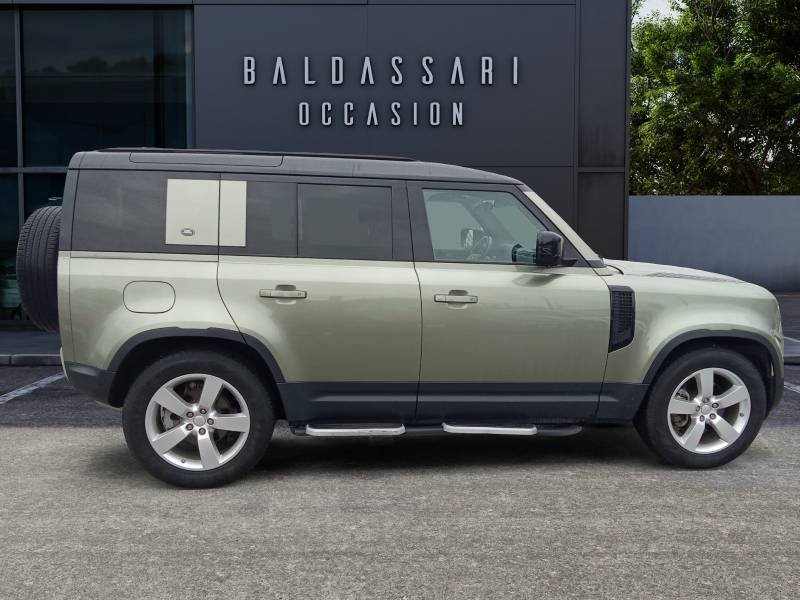 Land Rover Defender - Photo 7