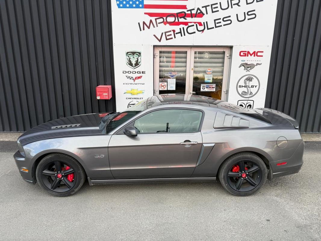 Ford Mustang - Photo 4