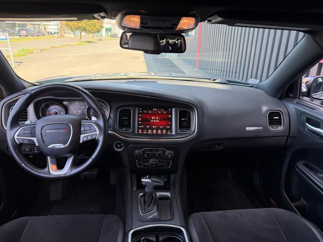 Dodge Charger - Photo 12