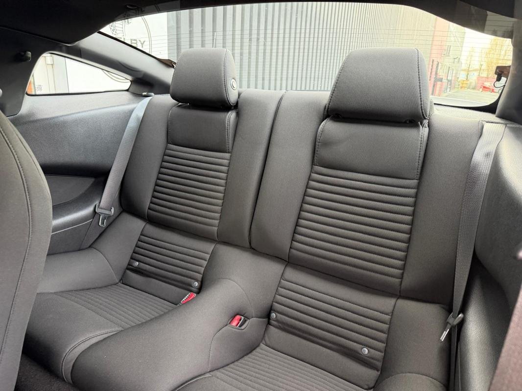 Ford Mustang - Photo 13