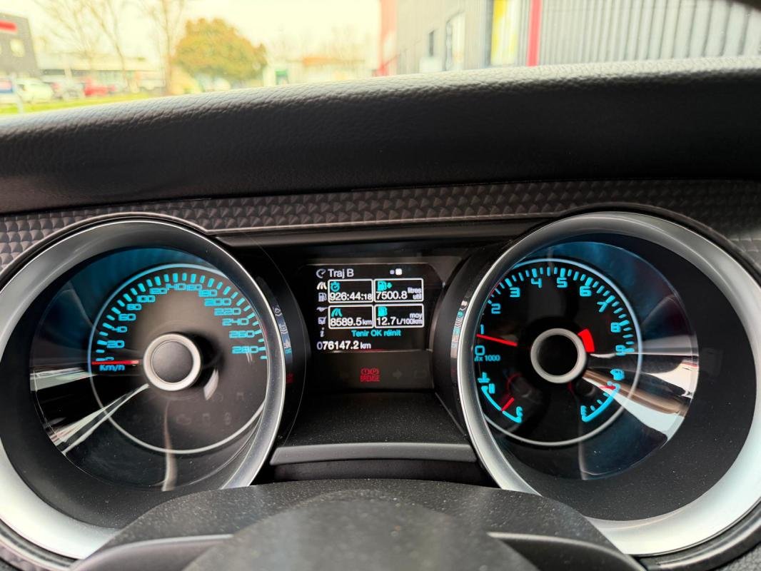 Ford Mustang - Photo 14