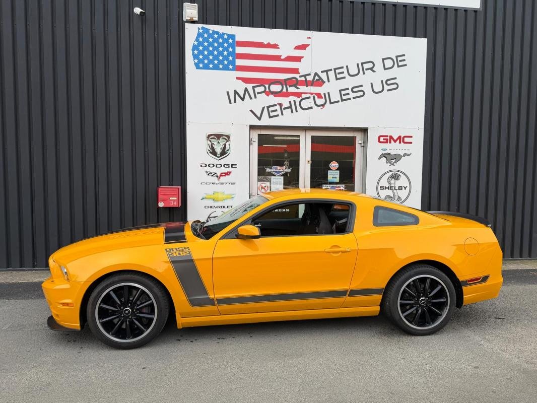 Ford Mustang - Photo 5