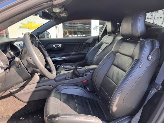 Ford Mustang - Photo 15
