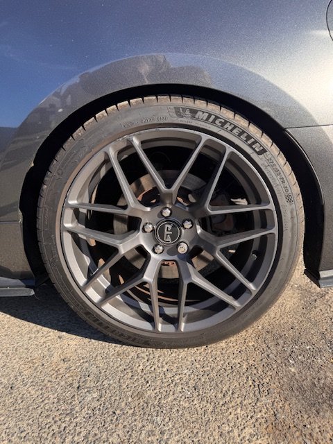 Ford Mustang - Photo 17