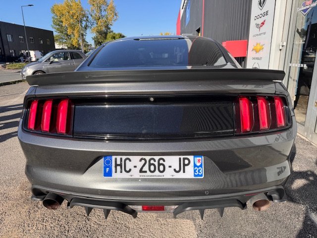 Ford Mustang - Photo 10
