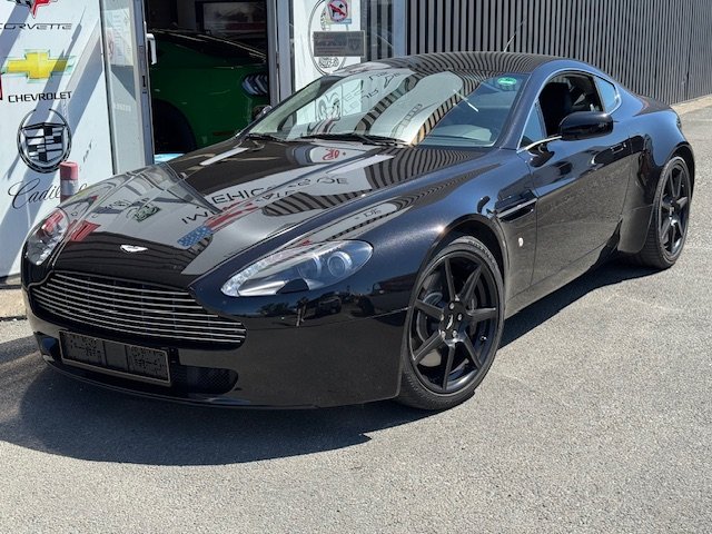 Aston Martin Vantage