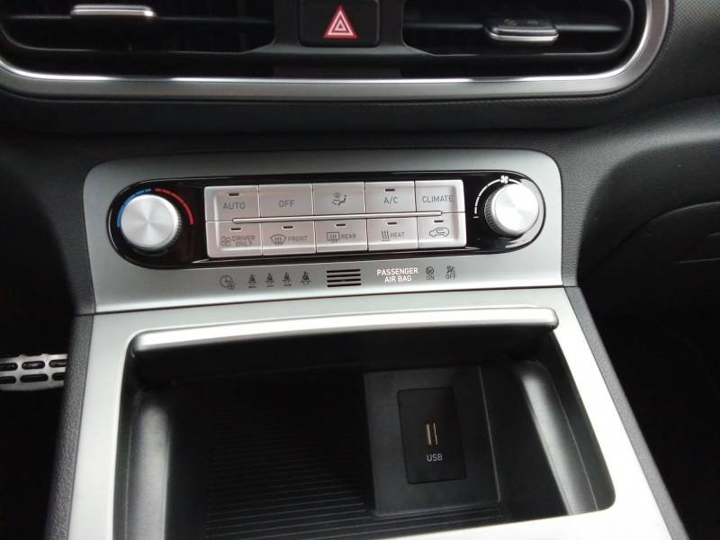 Hyundai Kona - Photo 23