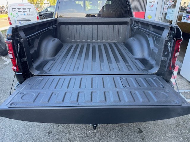 Dodge Ram - Photo 8