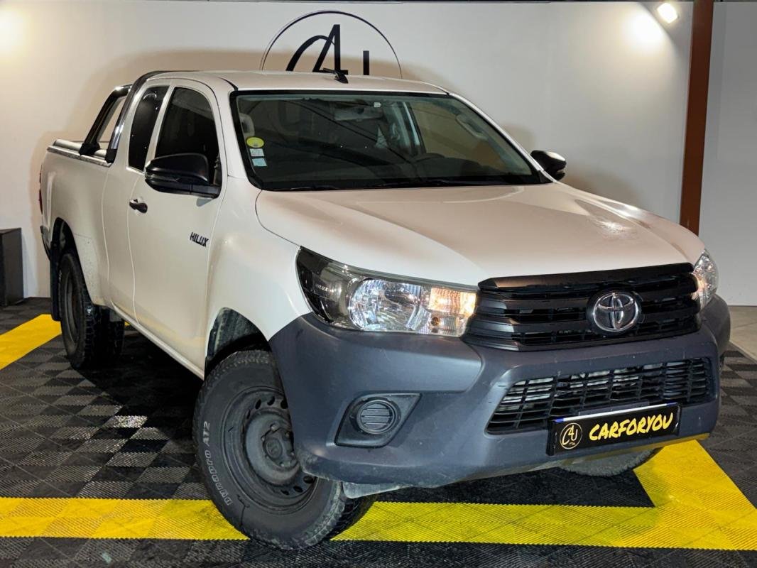 Toyota Hilux - Photo 2