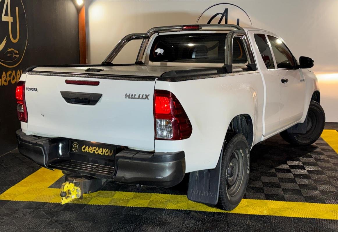 Toyota Hilux - Photo 4